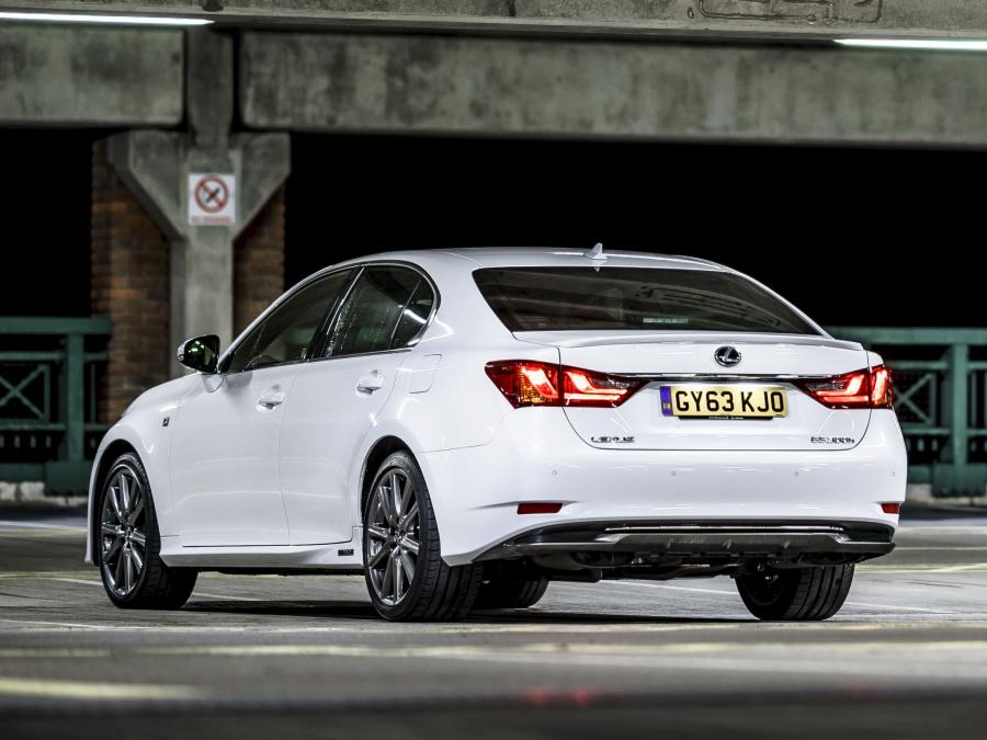  Lexus GS300h F-Sport 2013 года  (UK) (фото 6 из 11)